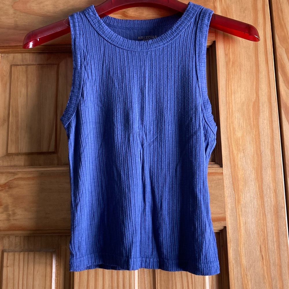 Women’s Arizona cropped ribbed tank tops size S